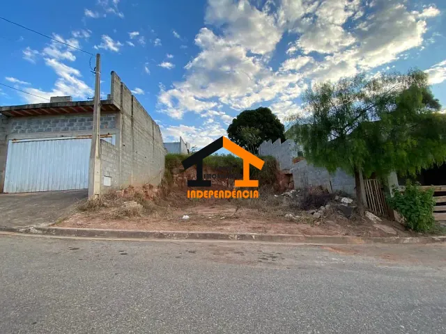 Terreno com 287m², à venda, no bairro Loteamento Itatiba Park em Itatiba