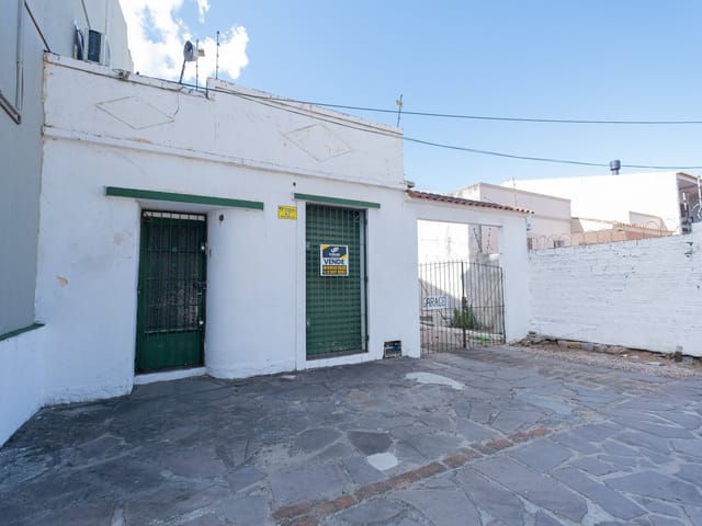 Terreno com 408m², à venda, no bairro Areal em Pelotas