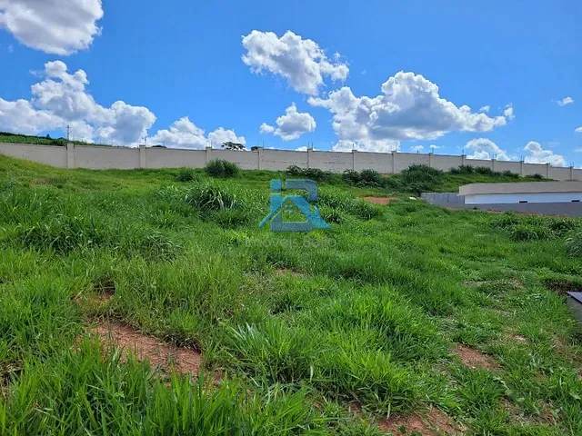 Terreno com 571m², à venda, no bairro Residencial Fazenda Santa Rosa - Fase 1 em Itatiba