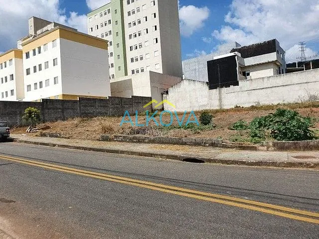 Terreno com 341m², à venda, no bairro Jardim Santa Júlia em São José dos Campos