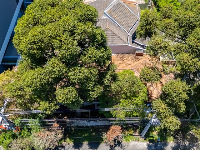 Terreno com 375m², à venda, no bairro Boa Vista em Curitiba