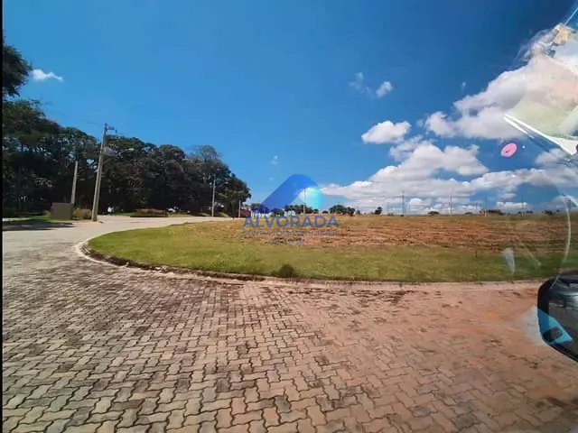 Terreno com 682m², à venda, no bairro Condomínio Residencial Ecopark Bourbon em Caçapava