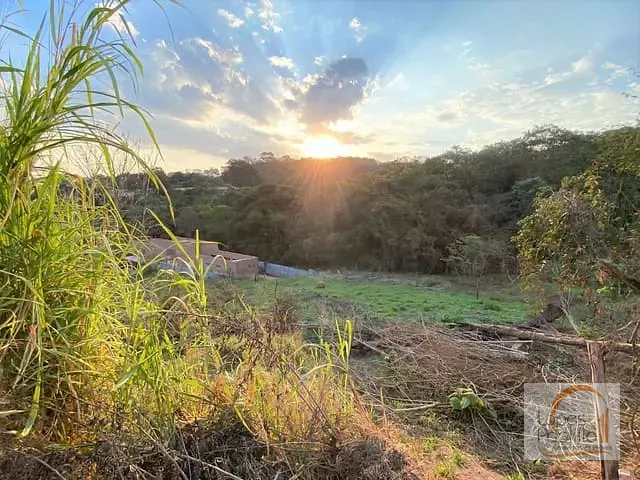 Terreno com 415m², à venda, no bairro Jardim Paulista em Atibaia