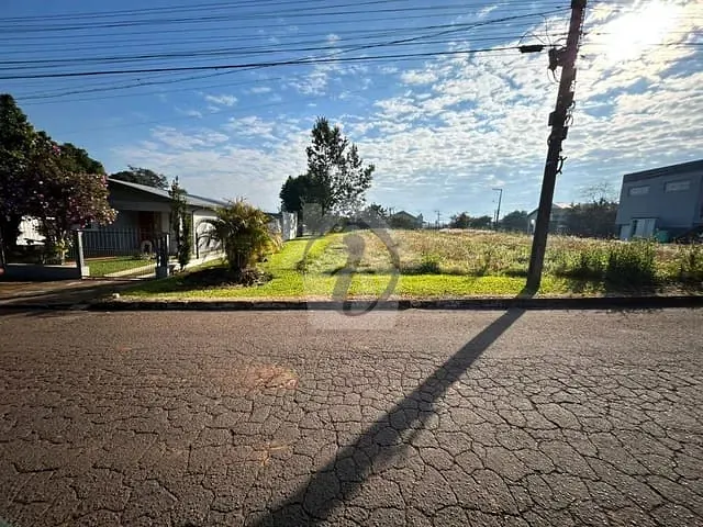 Terreno com 385m², à venda, no bairro Alesgut em Teutônia
