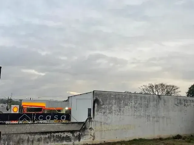 Terreno com 329m², à venda, no bairro Vila Menino Jesus em Caçapava