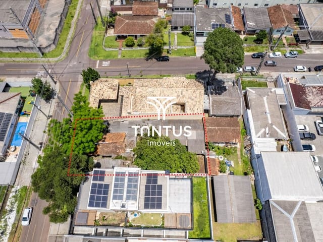 Terreno à venda, no bairro Santa Quitéria em Curitiba