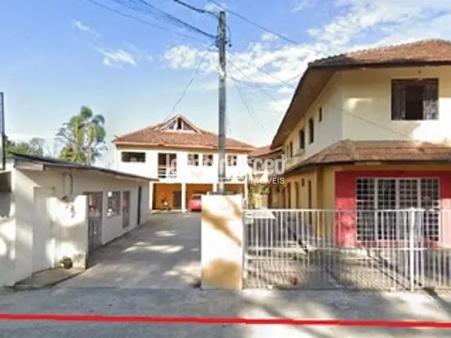 Terreno com 900m², à venda, no bairro Vila Juliana em Piraquara