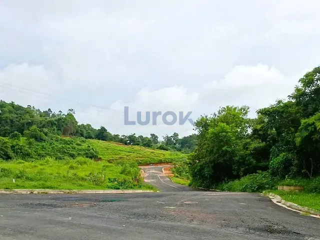 Terreno com 389m², à venda, no bairro Núcleo Habitacional Brumado em Morungaba