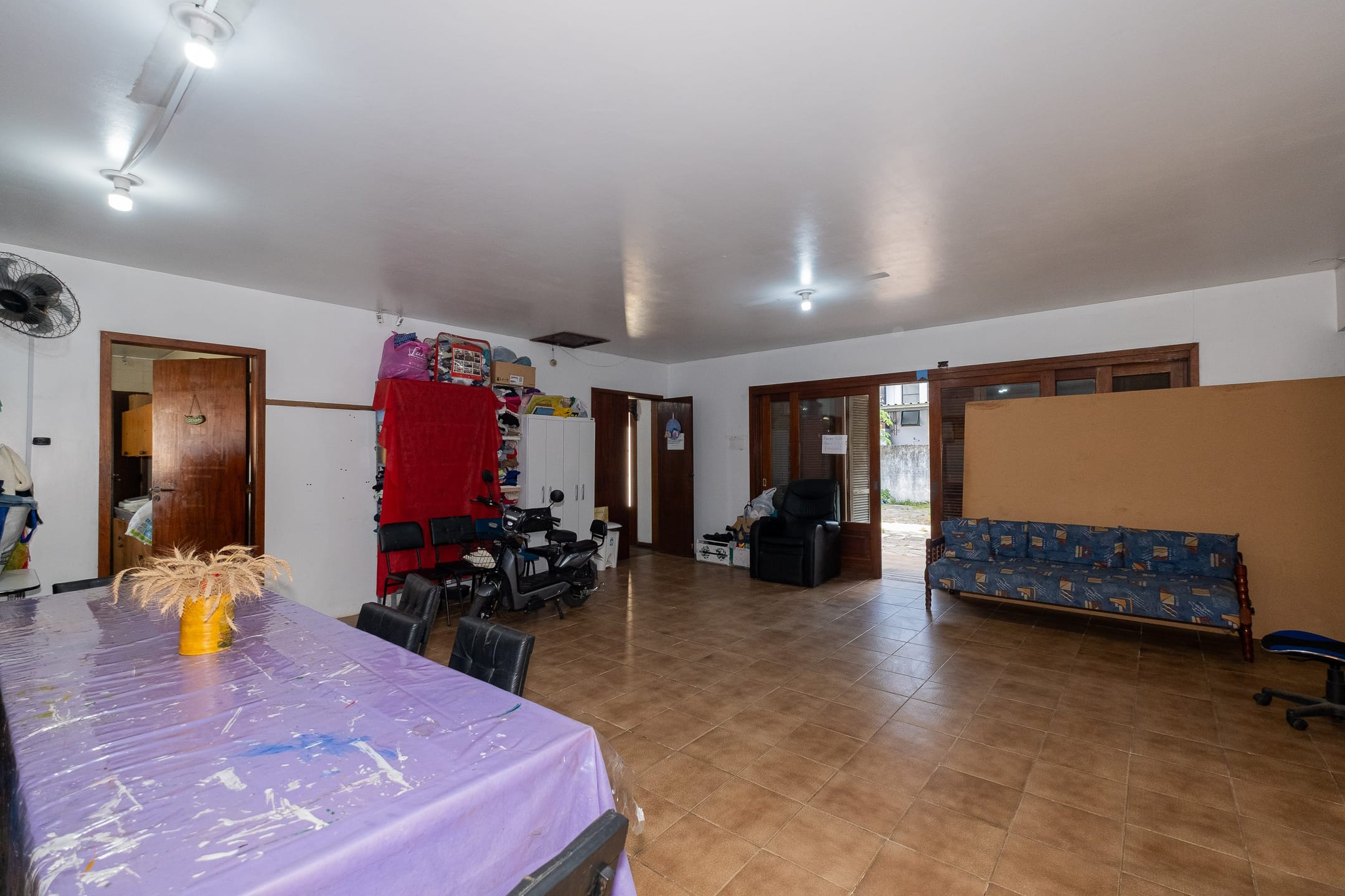 Terreno de esquina à venda na Av. Fernando Osório, Pelotas - com 2.040 m² de área total e ótimo potencial de valorização. - 14