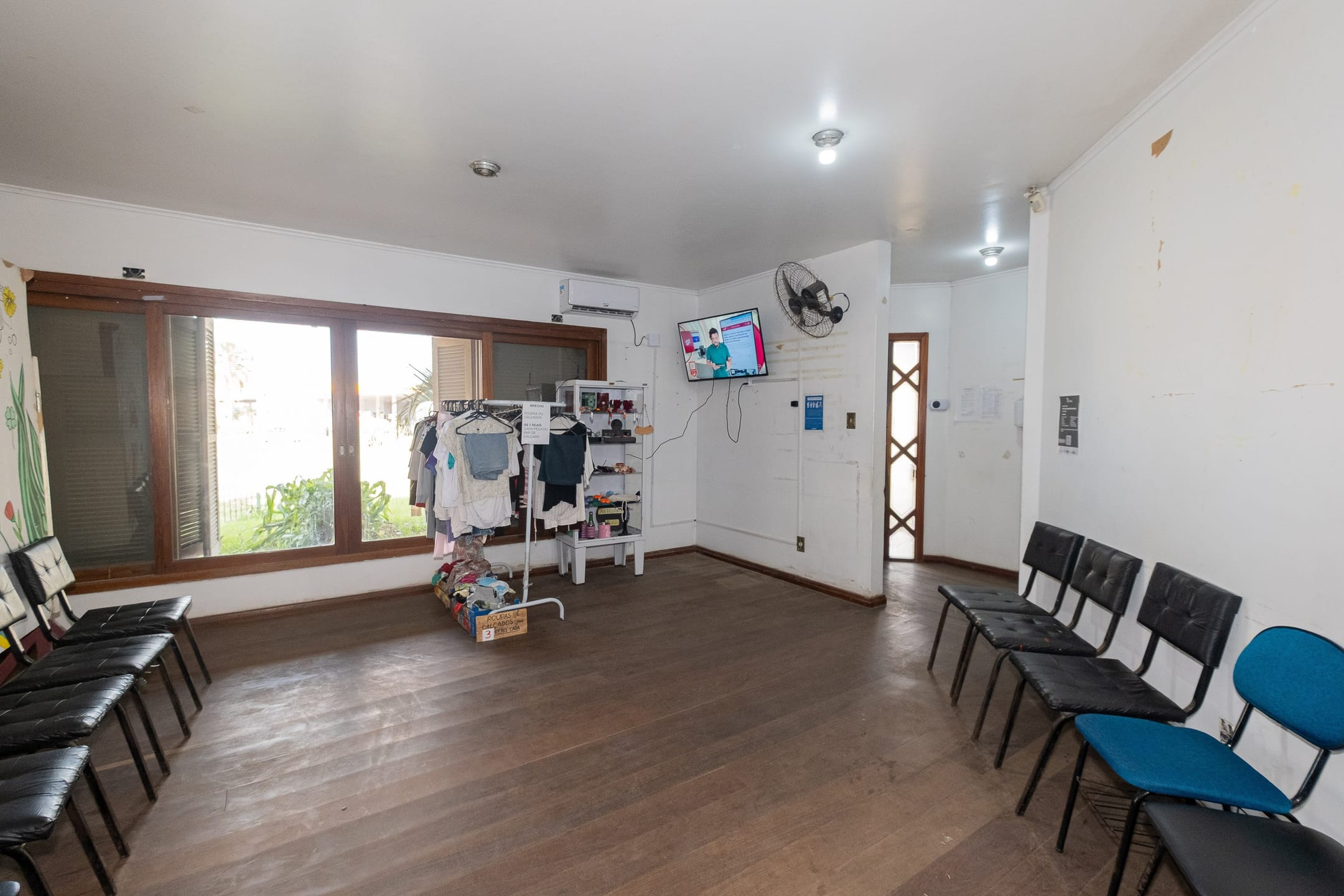 Terreno de esquina à venda na Av. Fernando Osório, Pelotas - com 2.040 m² de área total e ótimo potencial de valorização. - 8