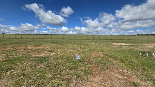 Terreno com 261m², à venda, no bairro Laranjal em Pelotas