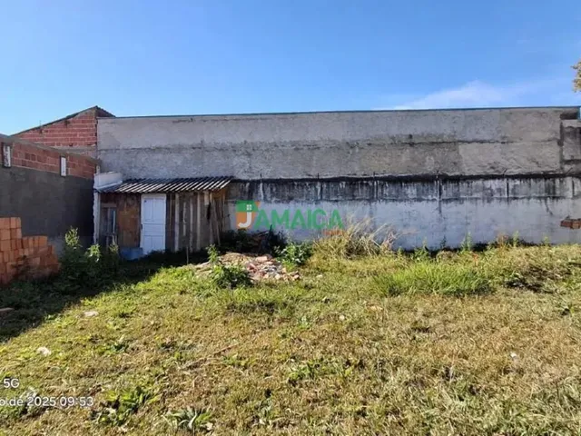 Terreno à venda, no bairro Uberaba em Curitiba