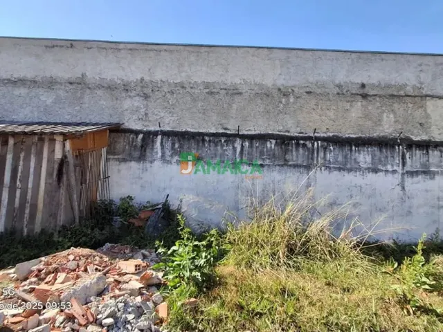 Terreno à venda, no bairro Uberaba em Curitiba