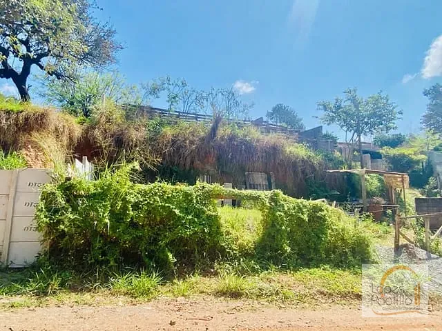 Terreno com 438m², à venda, no bairro Jardim Paulista em Atibaia