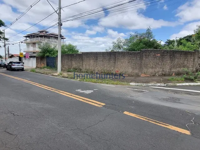 Terreno com 302m², à venda, no bairro Jardim Stella em Campinas