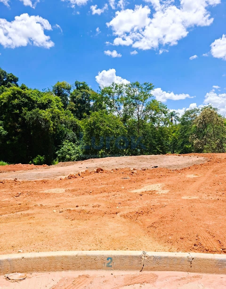 Terreno, 251 m² - Foto 1