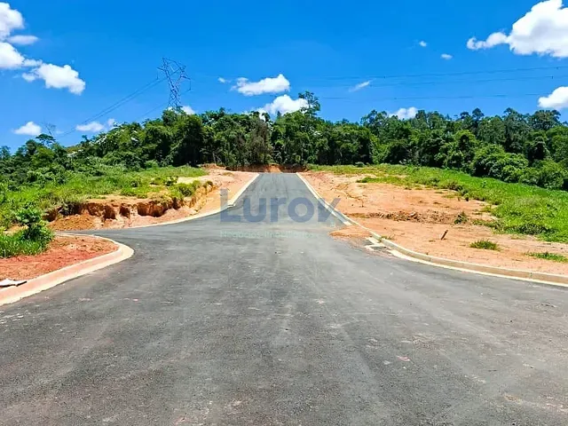 Terreno com 251m², à venda, no bairro Núcleo Habitacional Brumado em Morungaba