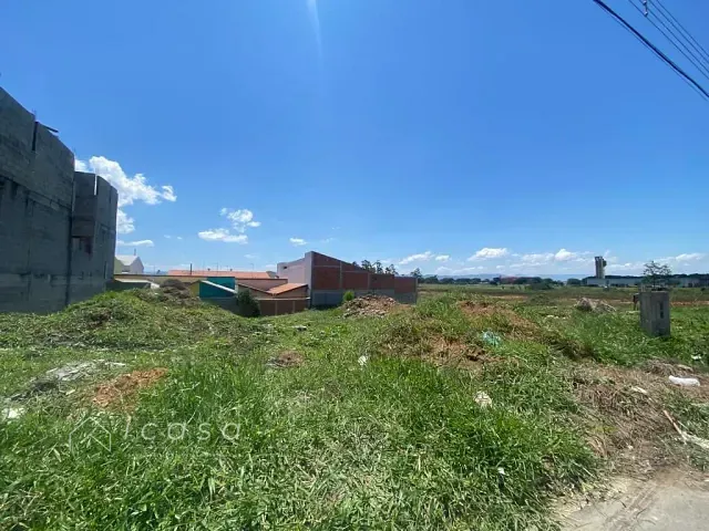 Terreno com 175m², à venda, no bairro Vila Bandeirantes em Caçapava