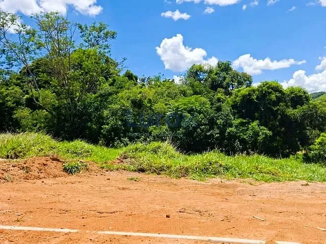 Terreno com 250m², à venda, no bairro Núcleo Habitacional Brumado em Morungaba