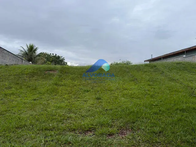 Terreno com 1000m², à venda, no bairro Condomínio Residencial Mirante do Vale em Jacareí