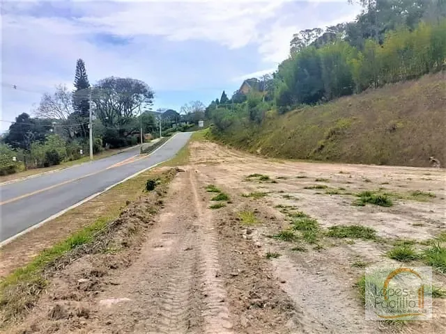 Terreno com 1225m², à venda, no bairro Itapetinga em Atibaia