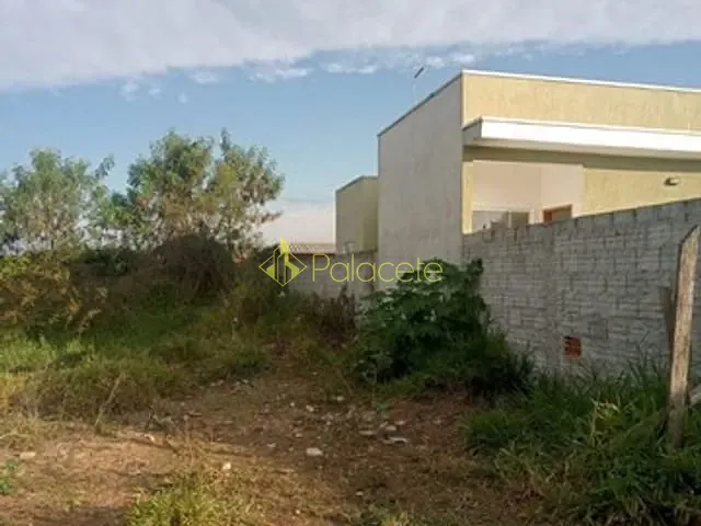 Terreno com 125m², à venda, no bairro Estrada Velha em Tremembé