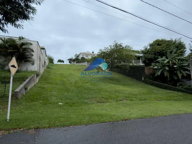 Terreno com 1000m², à venda, no bairro Condomínio Residencial Mirante do Vale em Jacareí