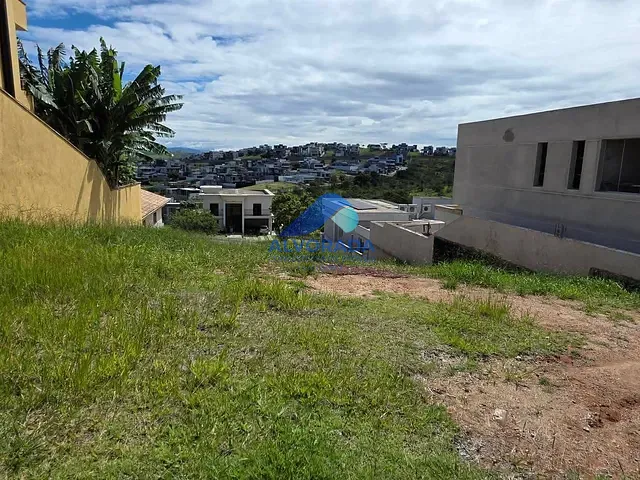 Terreno com 451m², à venda, no bairro Condomínio Residencial Jaguary em São José dos Campos