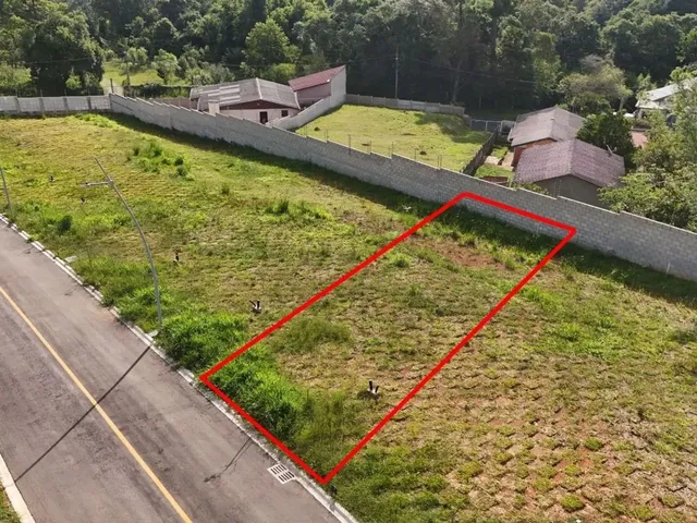 Terreno à venda, no bairro Taboão em Curitiba