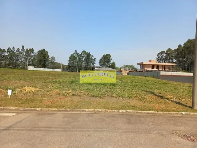 Terreno com 1000m², à venda, no bairro Centro em Cabreúva