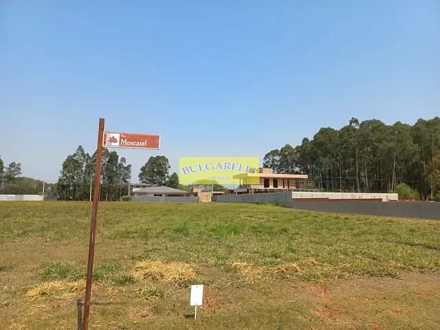 Terreno com 1000m², à venda, no bairro Centro em Cabreúva