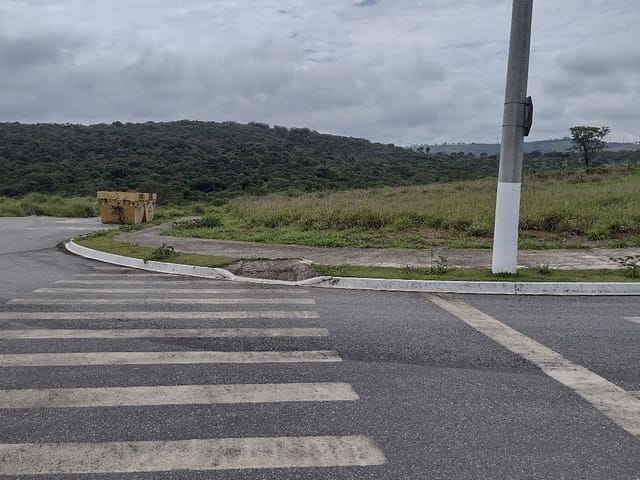 Terreno com 325m², à venda, no bairro Granjas Rurais Reunidas São Judas Tadeu em Taubaté