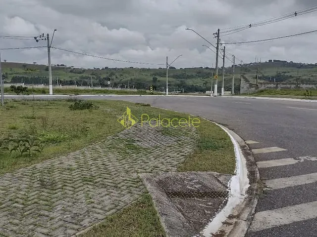 Terreno com 325m², à venda, no bairro Granjas Rurais Reunidas São Judas Tadeu em Taubaté