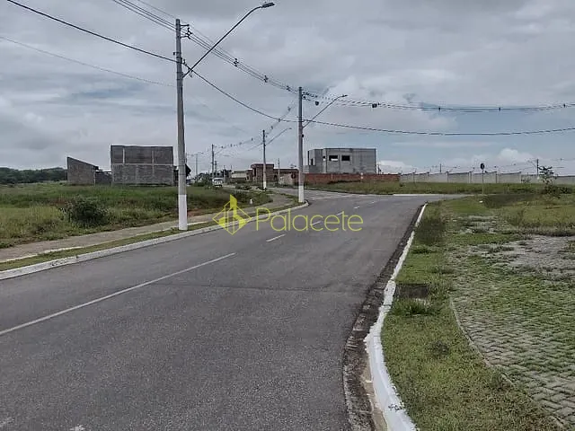 Terreno com 325m², à venda, no bairro Granjas Rurais Reunidas São Judas Tadeu em Taubaté