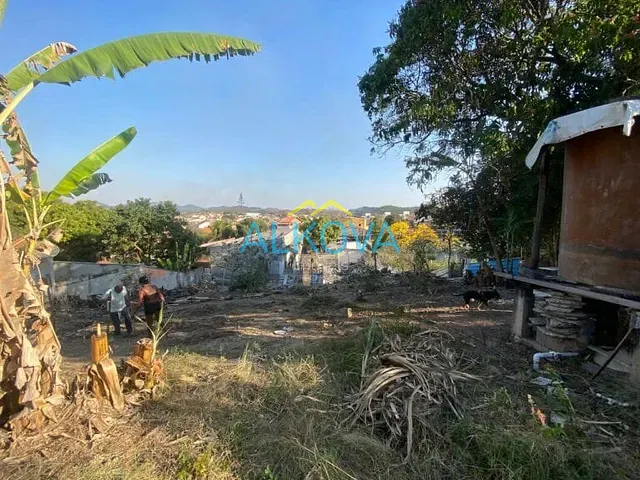 Terreno com 1329m², à venda, no bairro Jardim Torrão de Ouro em São José dos Campos