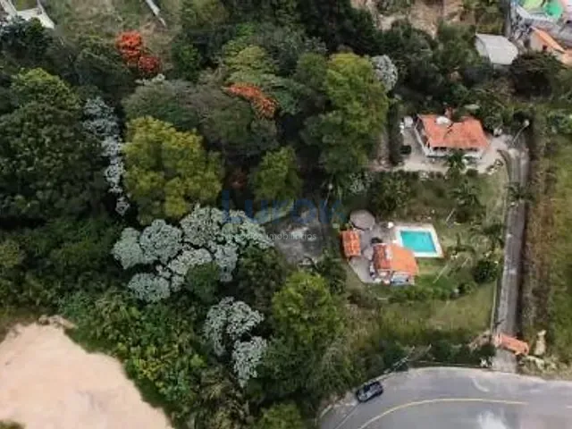 Chácara com 1643m², à venda, no bairro Vivendas do Engenho D'Água em Itatiba