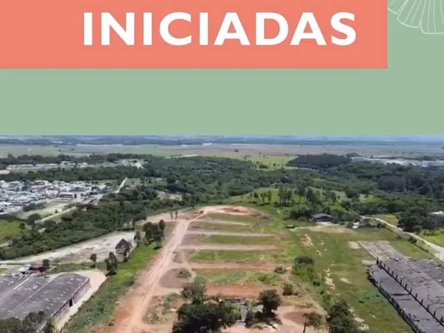 Terreno à venda, no bairro Piracangaguá em Taubaté