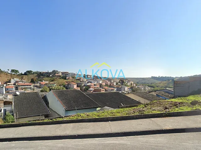 Terreno com 324m², à venda, no bairro Jardim Nova República em São José dos Campos