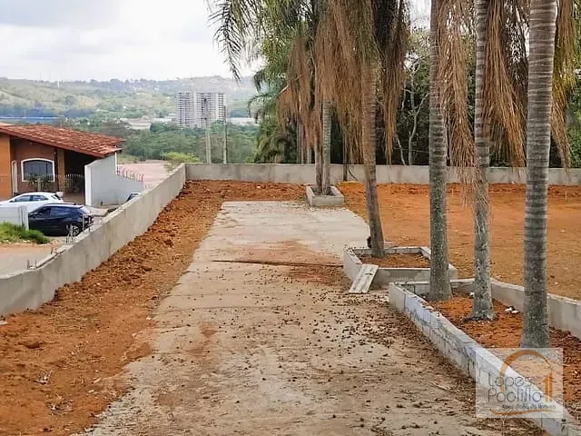 Terreno com 1921m², à venda ou para alugar, no bairro Centro em Atibaia
