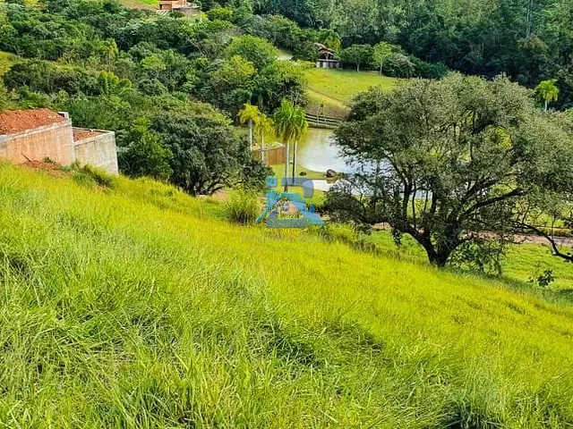 Terreno com 1456m², à venda, no bairro Fazenda São Silvano em Morungaba