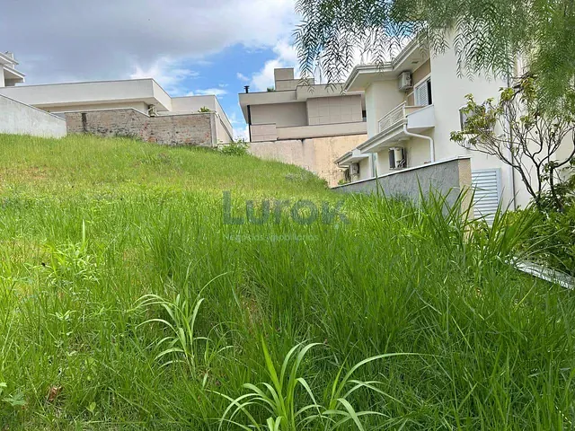 Terreno com 375m², à venda, no bairro Jardim Recanto em Valinhos