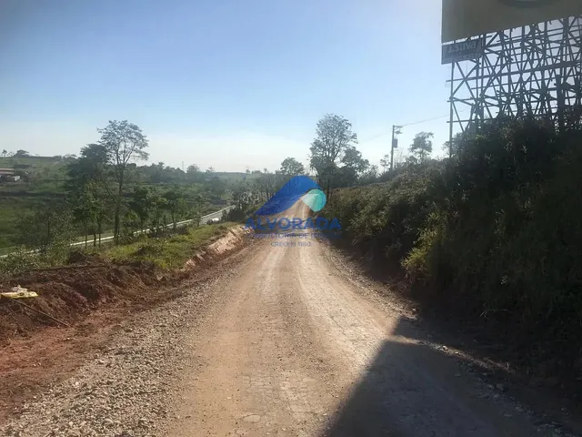 Terreno com 1000m², à venda, no bairro Chácaras Santa Maria em Jacareí