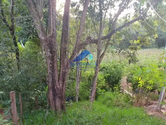 Terreno com 474m², à venda, no bairro Ipiranga em Guararema