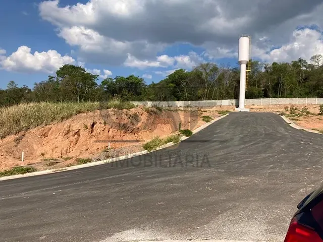 Terreno com 250m², à venda, no bairro Nova Jaguariúna em Jaguariúna