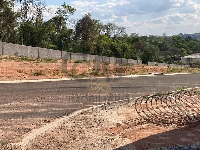 Terreno com 250m², à venda, no bairro Nova Jaguariúna em Jaguariúna