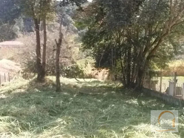 Terreno com 850m², à venda, no bairro Laranja Azeda em Atibaia