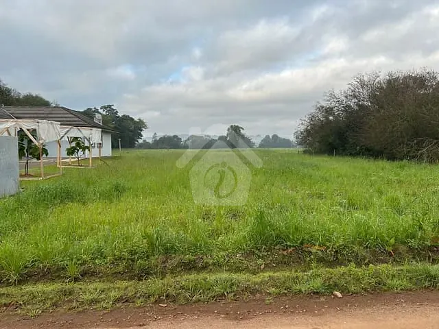 Terreno com 840m², à venda, no bairro Boa Vista em Teutônia