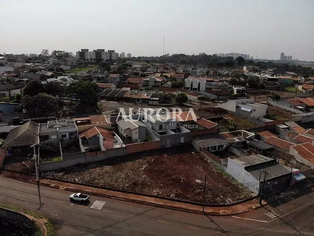 Terreno com 919m², à venda, no bairro Columbia em Londrina