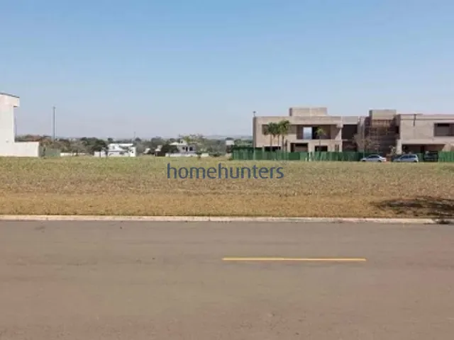 Terreno com 587m², à venda, no bairro Residencial Campo Camanducaia em Jaguariúna