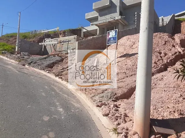 Terreno com 316m², à venda, no bairro Guaxinduva em Bom Jesus dos Perdões